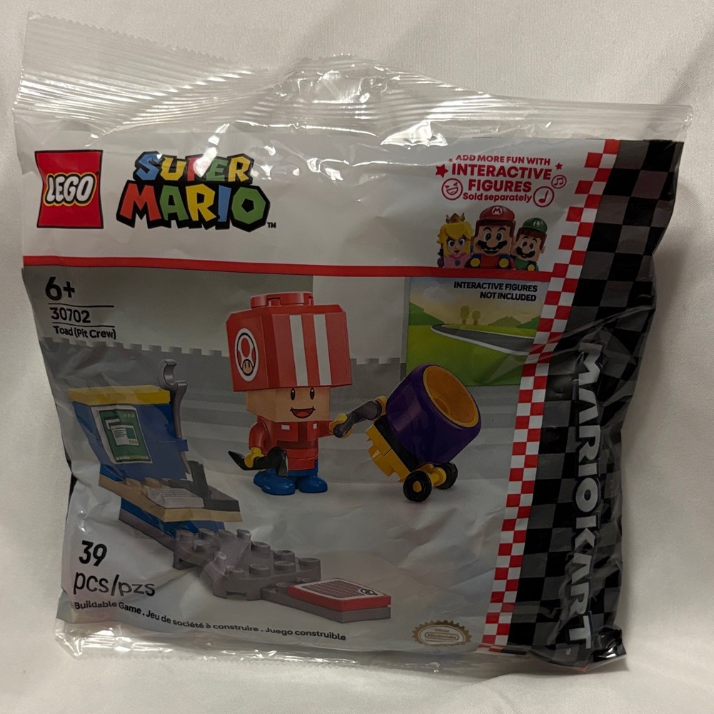 LEGO Super Mario Toad Pit Crew Figure - Red, Blue, Purple, Yellow